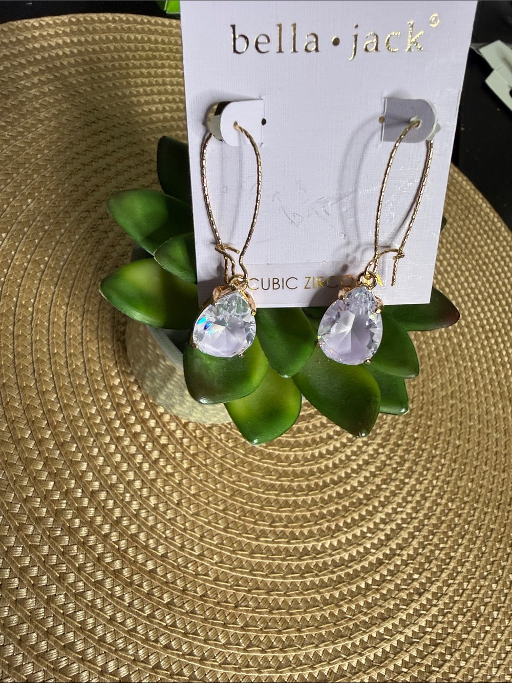 BELLA JACK 🔥 CUBIC ZIRCONIA CRYSTAL Clear /Lilac TEARDROP DANGLE EARRINGS
